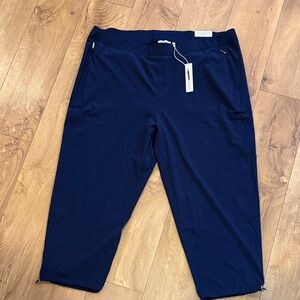 Chicos Zenergy UPF Neema Bungee crop Navy Blue   NWT  size 20